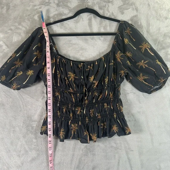 Lavender Brown palm tree peasant top - Picture 3 of 9